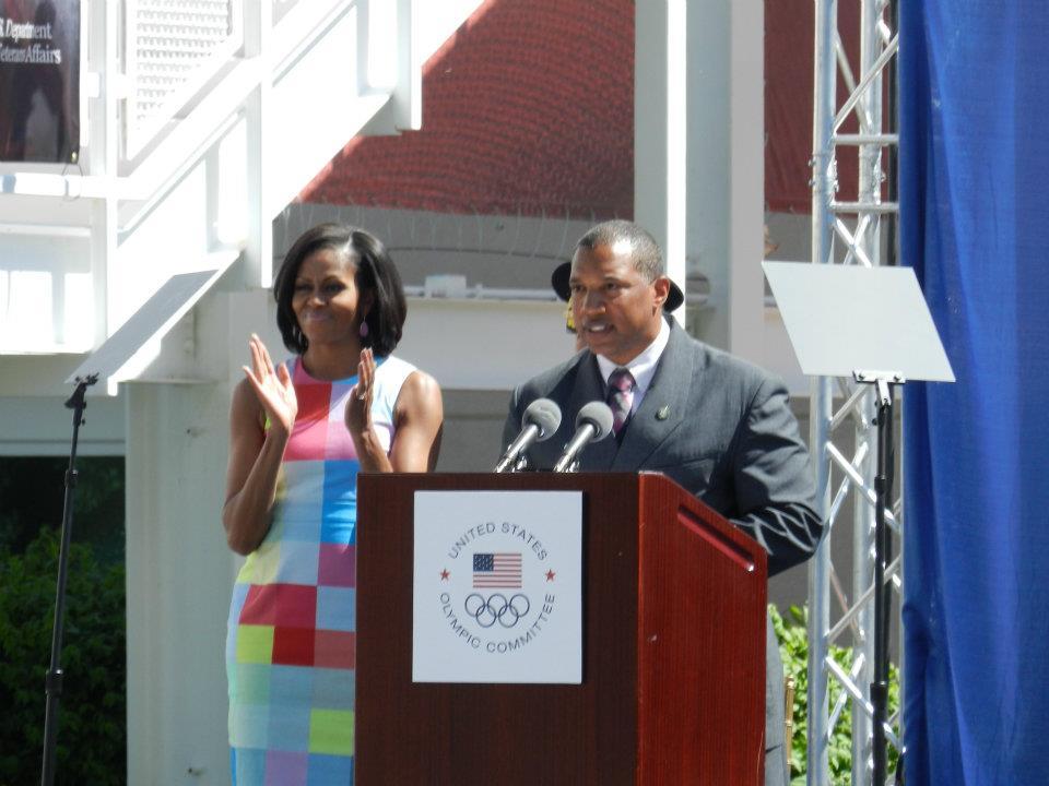 John Register, CSP, CPAE – Hall of Fame Keynote Speaker Inspires Former First La