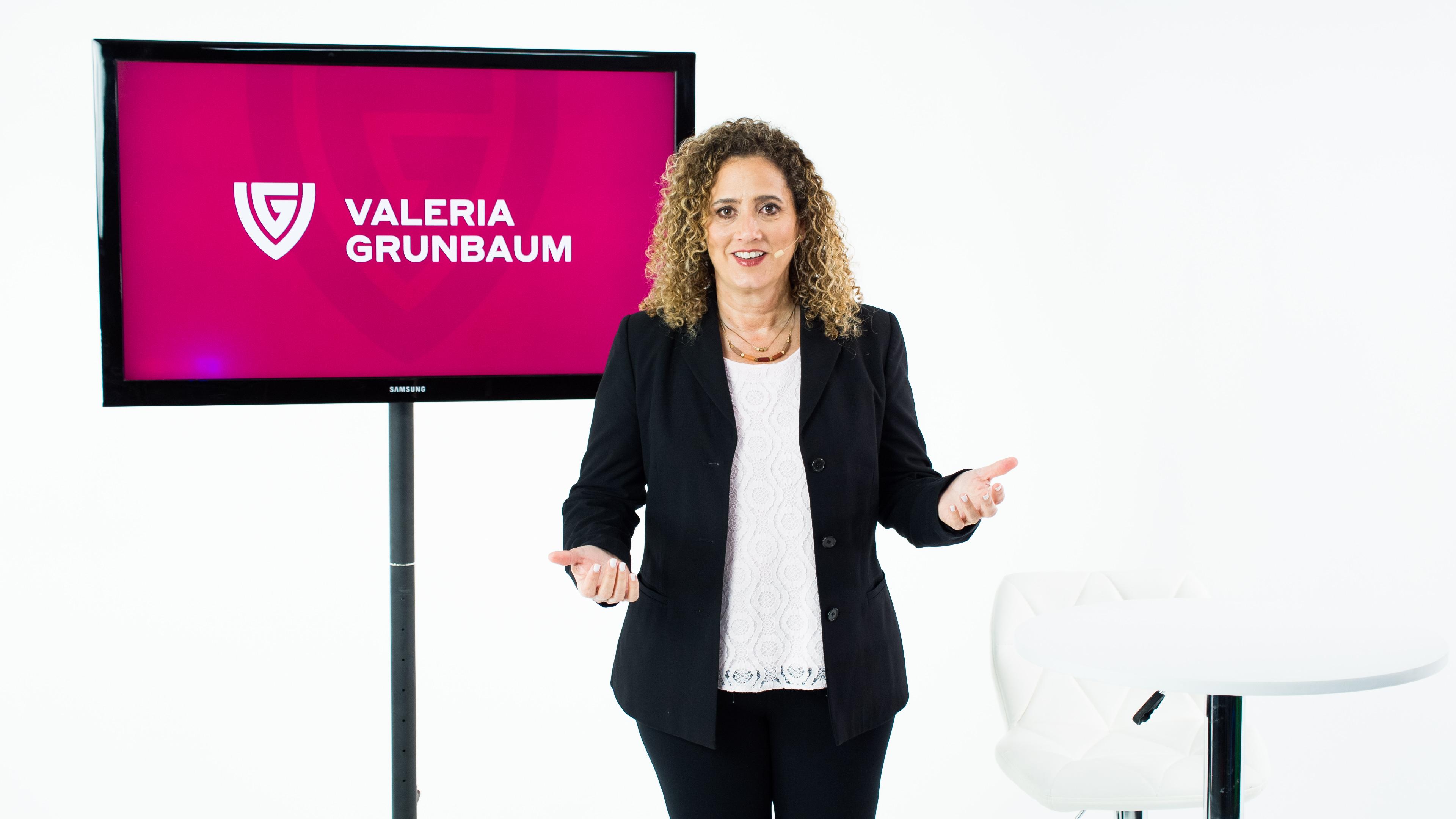 Valeria's online training