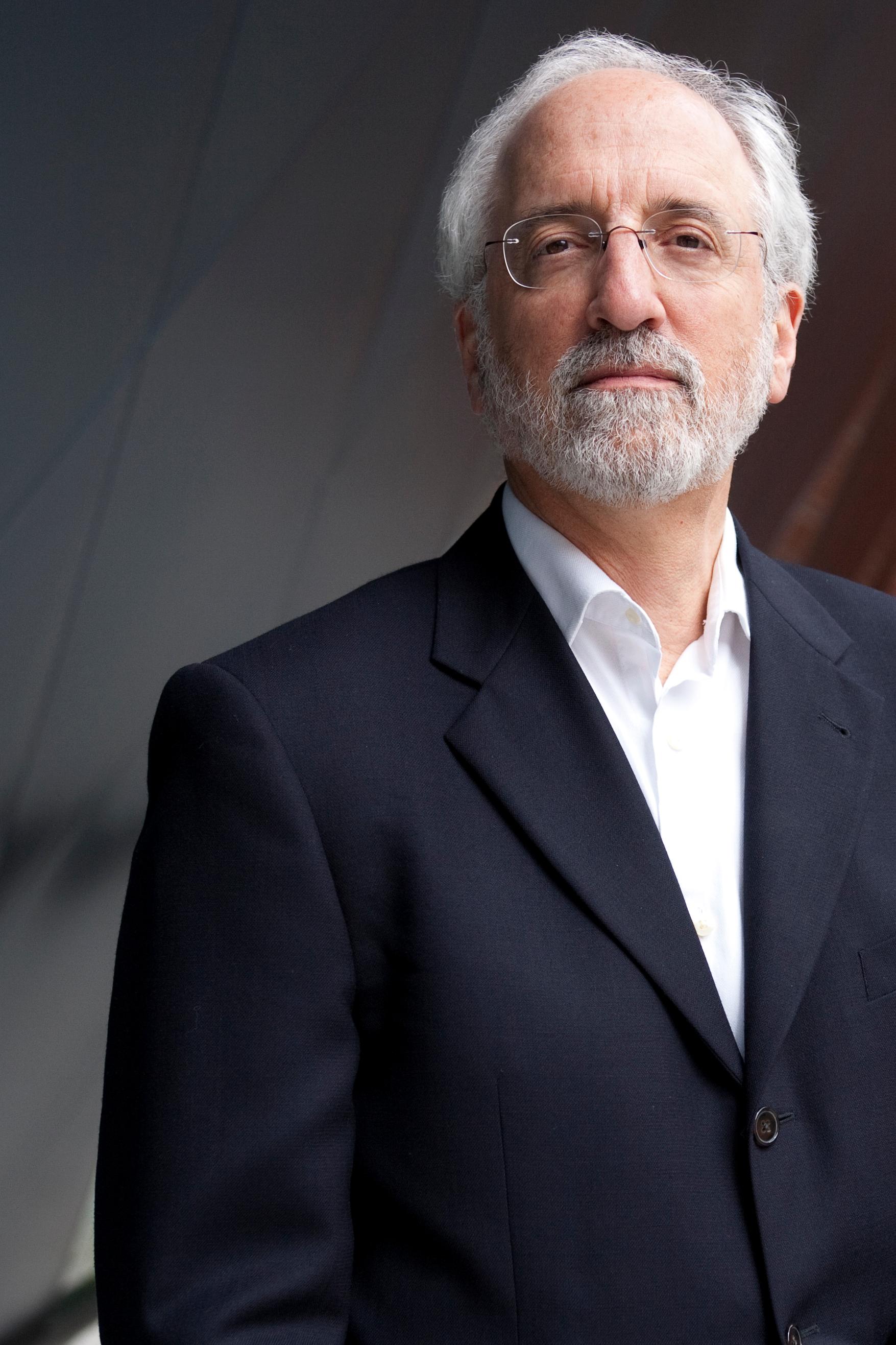 Gil Friend - standing