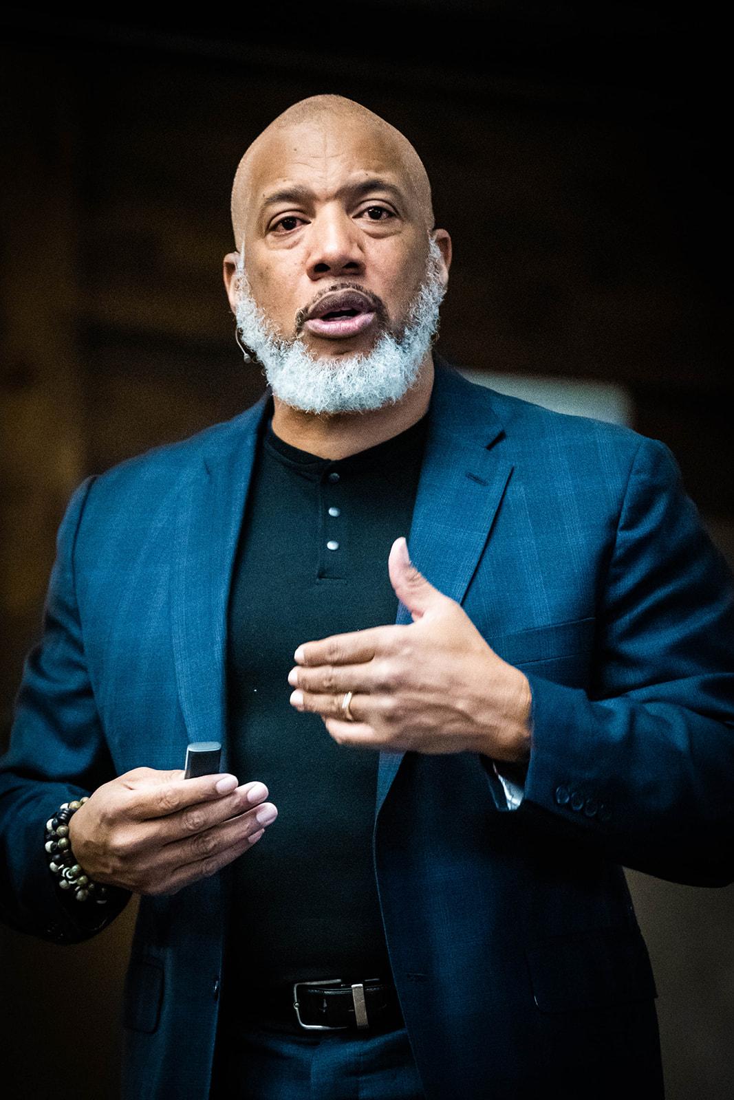 John Register, CSP, CPAE - Hall of Fame Keynote Speaker on Resilience & High-Per