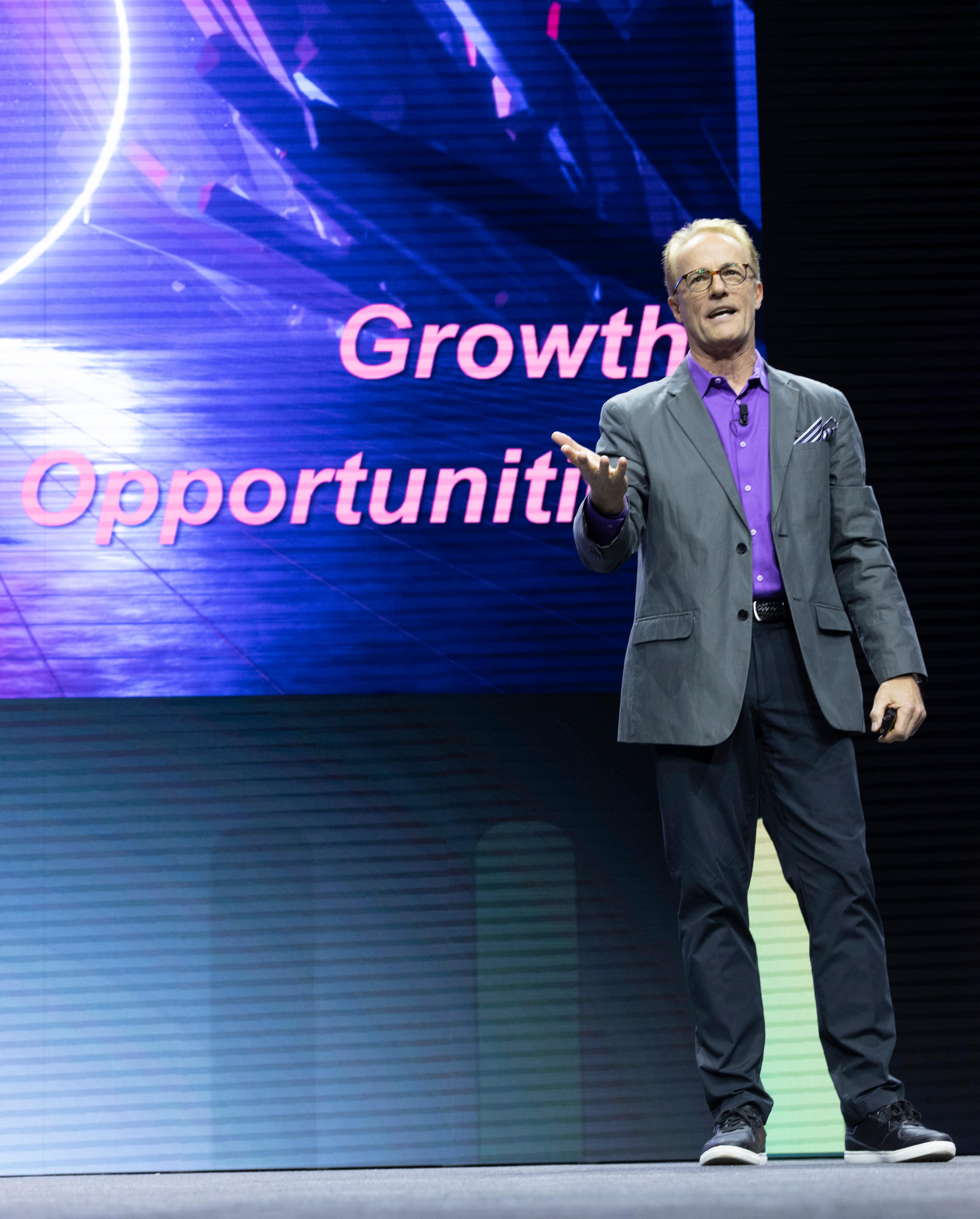 Andrew Busch 2024 Florence Opera House